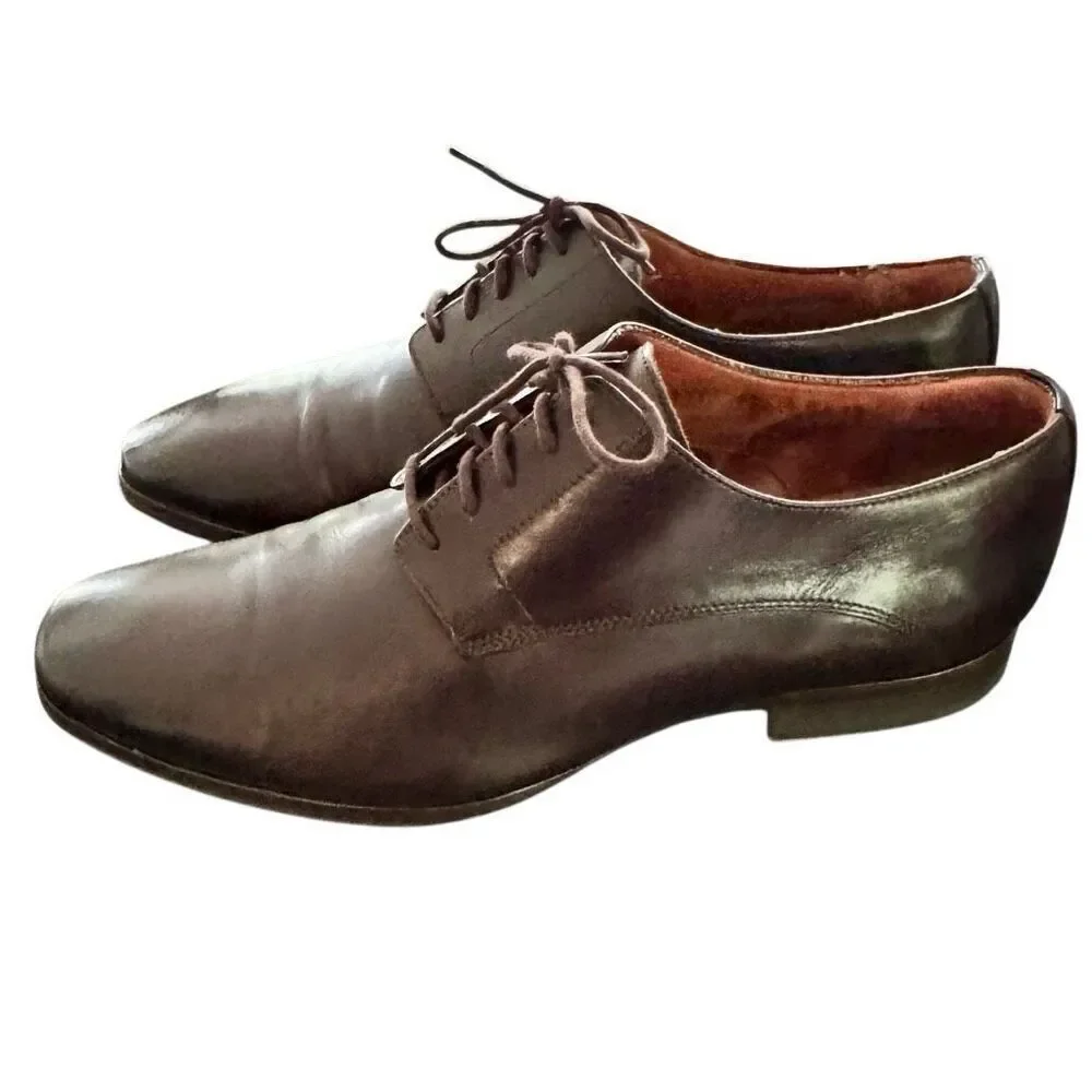 Wolf & Sheppard Brown Leather plain Toe Dress Shoes. Size 10.5
